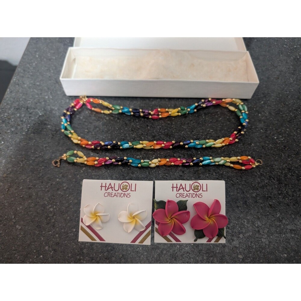 2 Pair Vintage Hauoli Creations Flower Earrings  + Colorful Bracelet & Necklace